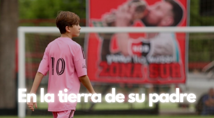 En la ciudad de su padre, Thiago Messi juega la Newell's Cup en Rosario, donde son aclamados por muchos seguidores.