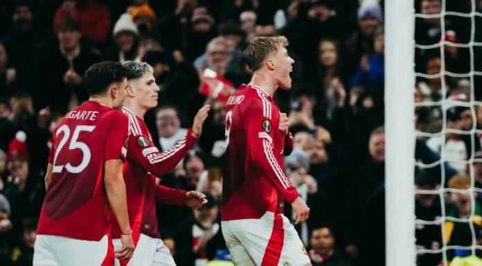 En uno de los encuentros más interesantes de la jornada, el conjunto del Manchester United se quedó con un gran triunfo, aunque sufrieron por el compromiso.