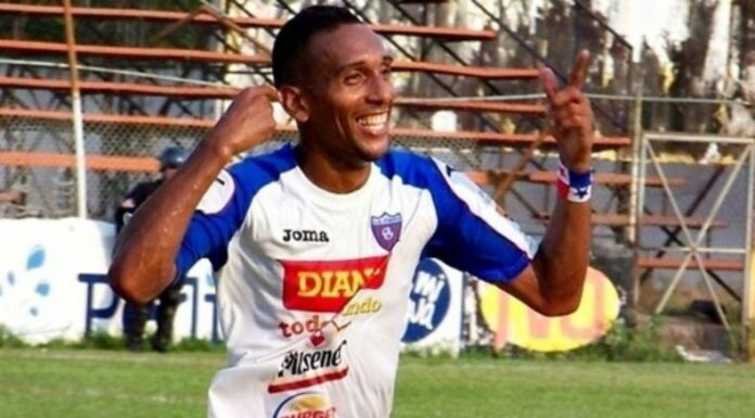 Por medio de redes sociales, el exdelantero publicó un texto para motivar al equipo pampero previo al partido contra 11 Deportivo