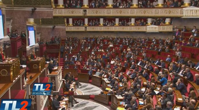 Los diputados de la Asamblea Nacional de Francia, destituyeron al primer ministro de Francia, Michel Barnier.