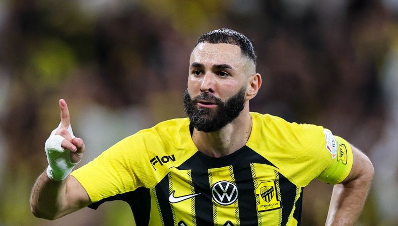 Uno de los partidos más destacados de la jornada fue el del Al Ittihad contra el Al Nassr, quienes buscaron quedarse con el triunfo.