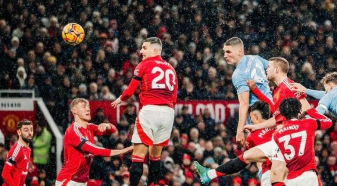 En uno de los partidos destacados de la Premier, el conjunto del Manchester United no pudo quedarse con el triunfo y vuelve a perder en liga.