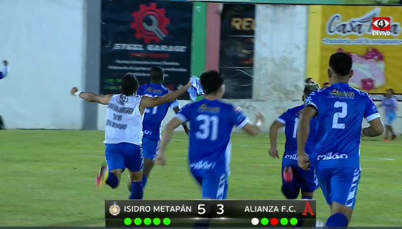 Tras un emocionante encuentro entre Alianza y Metapán, los “Caleros” se llevaron el triunfo en penales para estar en Semifinales del Apertura 2024.