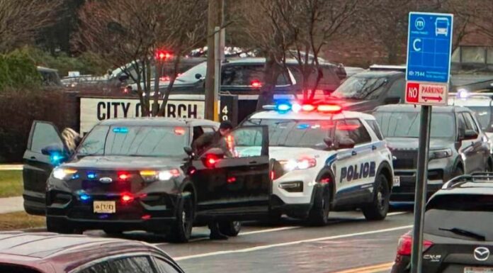 Las autoridades han abierto una investigación tras el tiroteo en una escuela de Wisconsin que dejó varias víctimas mortales.