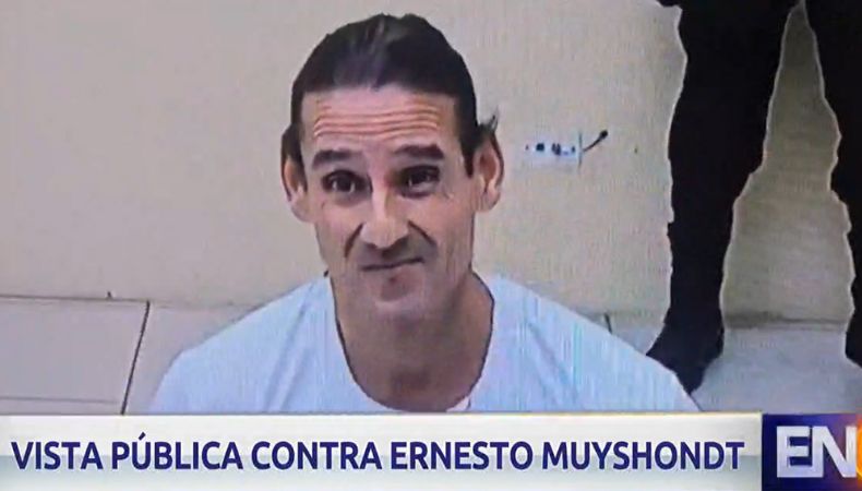 La Fiscalía General de la República (FGR) reportó que continúa la vista pública de Ernesto Muyshondt, acusado por retención de cuota laboral.
