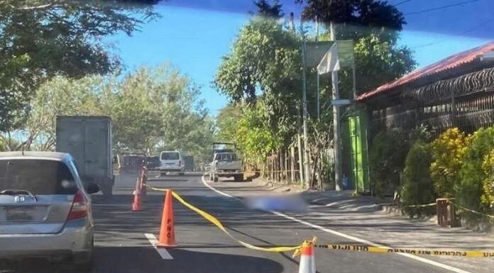 En horas de la tarde, se reportó un motociclista fallecido en la carretera Panamericana, en el departamento de San Vicente.