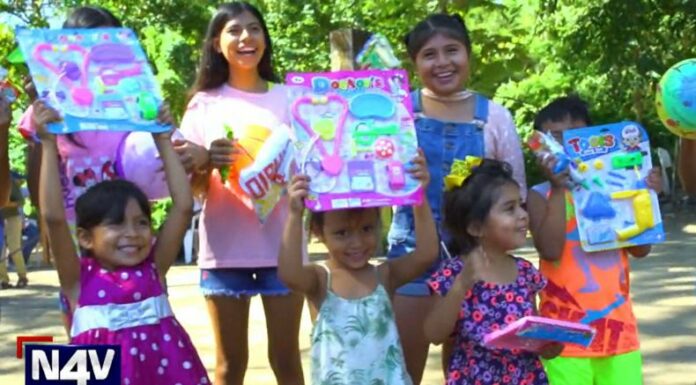 Fundación TCS continúa llevando alegría a todos los niños, en esta ocasión, Juguetes por Sonrisas llegó al Puerto de La Libertad.