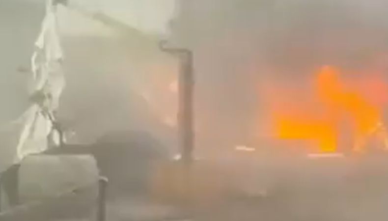 Un pequeño avión cayó cerca de un centro turístico en Brasil, por lo que se reportaron al menos 10 personas fallecidas.