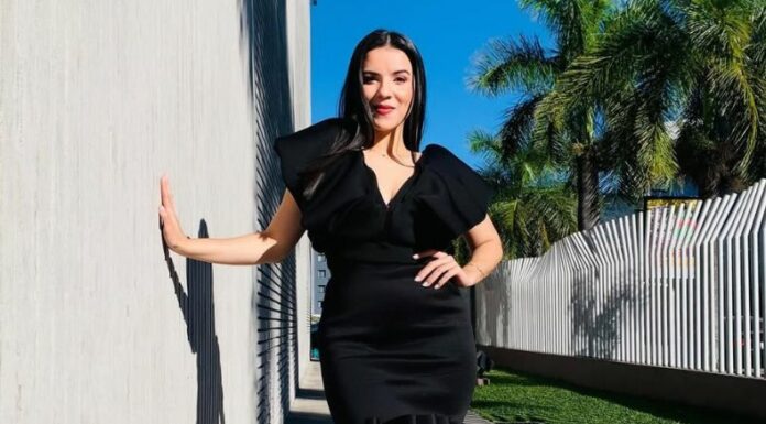 Mishelle Murga celebró sus 5 años de crecimiento y aprendizaje siendo parte de Telecorporación Salvadoreña (TCS).