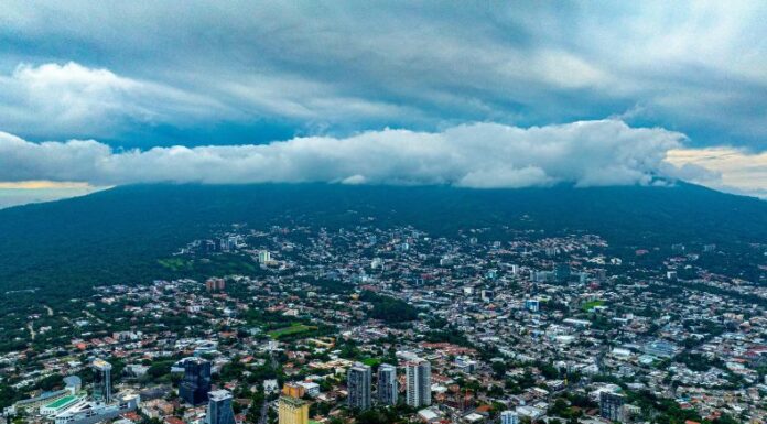El Ministerio de Medio Ambiente y Recursos Naturales (MARN) reportó que para esta Nochebuena y Navidad se pronostica un ambiente fresco.