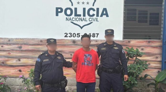 Las autoridades de Honduras entregaron en la frontera El Poy, Chalatenango, a un presunto pandillero salvadoreño.