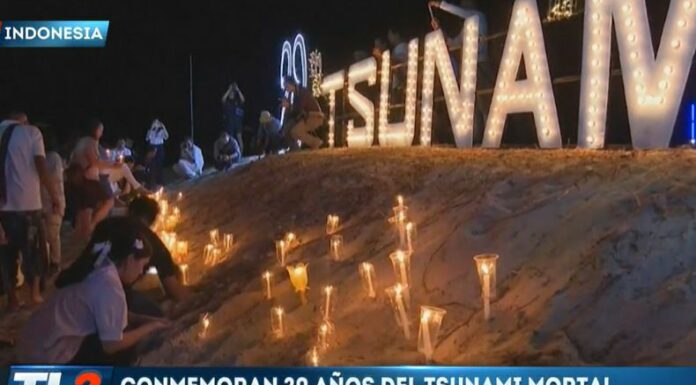 En Indonesia, miles de personas conmemoraron los 20 años del tsunami mortal que dejó a más de 200 mil personas fallecidas.