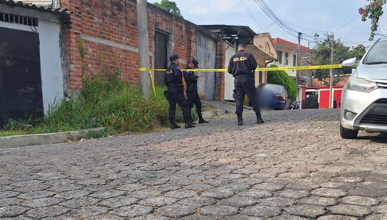 Un hombre fue asesinado esta tarde en Soyapango. La PNC informa que lleva a cabo las investigaciones del caso.