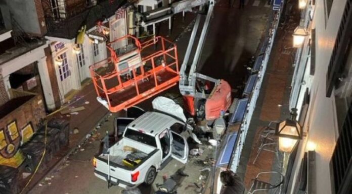 Las autoridades de Nueva Orleans confirmaron que un atropello masivo dejó al menos 10 muertos y más de 30 heridos.