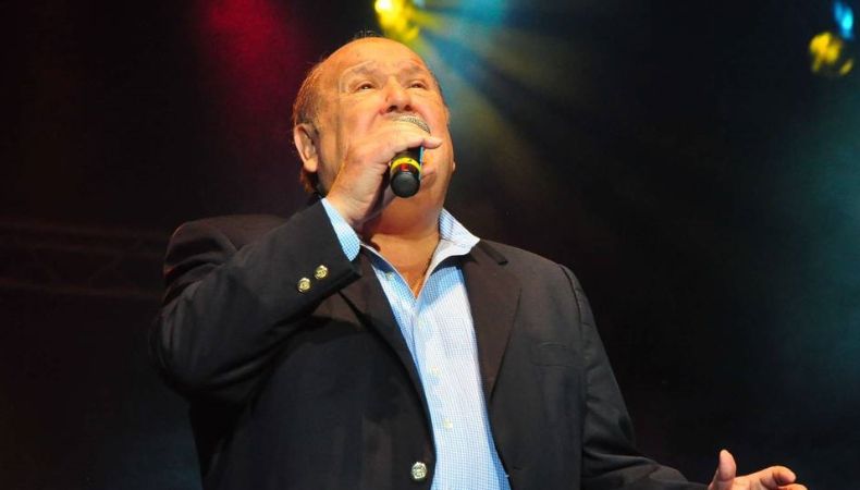 Leo Dan tuvo influencia en la música de muchos artistas jóvenes, quienes revivieron sus más exitosas canciones, años después.