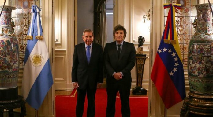 El opositor venezolano, Edmundo González Urrutia fue recibido por el presidente de Argentina, Javier Milei.