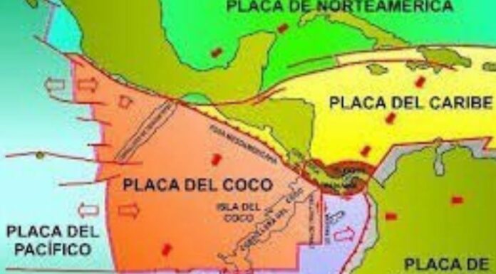 El sismo de magnitud 6.3 grados ocurrió a las 11:18 de la mañana y se ubicó frente a la zona costera de La Paz. Fue el resultado de la subducción de placas tectónicas.
