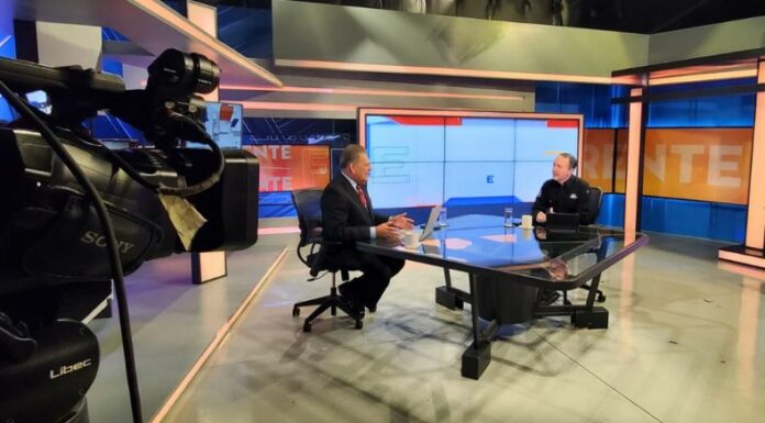 El titular de Justicia explicó que ese servidor viene en camino al país. Recurso humano salvadoreño trabaja en su programación, educación y el entrenamiento en materia de seguridad.