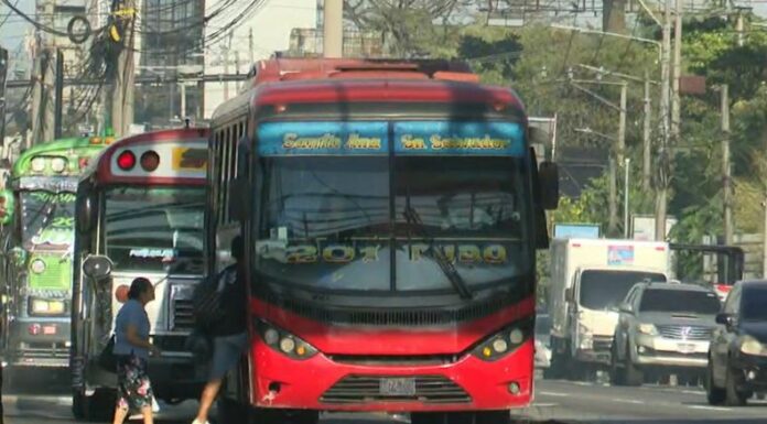 Las paradas inteligentes, GPS y sistema de videovigilancia es parte del proyecto de mejora al transporte colectivo en el país.