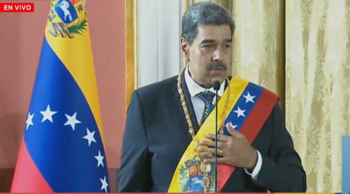 Nicolás Maduro asumió su tercer mandato consecutivo, entre el desconocimiento internacional y la denuncia opositora de 