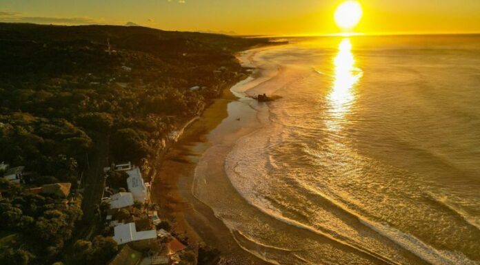 Banco Santander señala crecimiento turístico de El Salvador en 2024 y que superó a otras naciones centroamericanas como Costa Rica, Guatemala y Panamá.