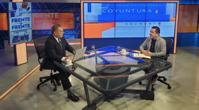 Se tienen modificaciones a la currÍcula de primera infancia, educación inicial; además, el primer año bachillerato, que inicia este año.