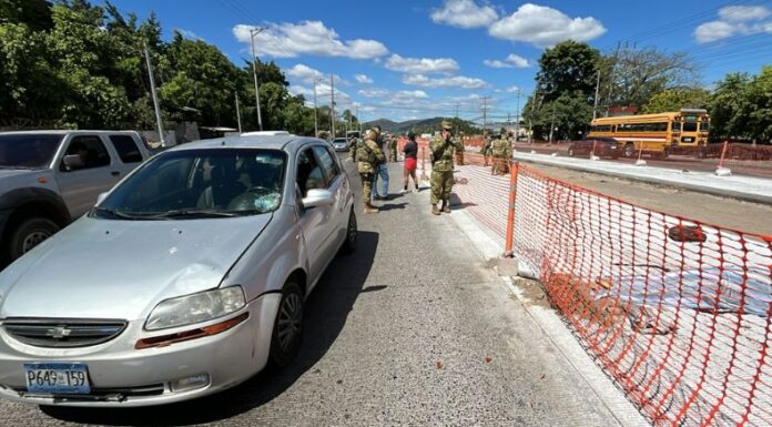 Una mujer perdió la vida tras ser atropellada en el kilómetro 28 ½ de la carretera Panamericana, en San Juan Opico, La Libertad.