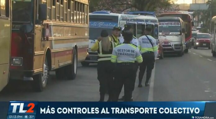 De acuerdo con datos de las autoridades, alrededor del 70% de la población en el país utiliza el transporte colectivo.