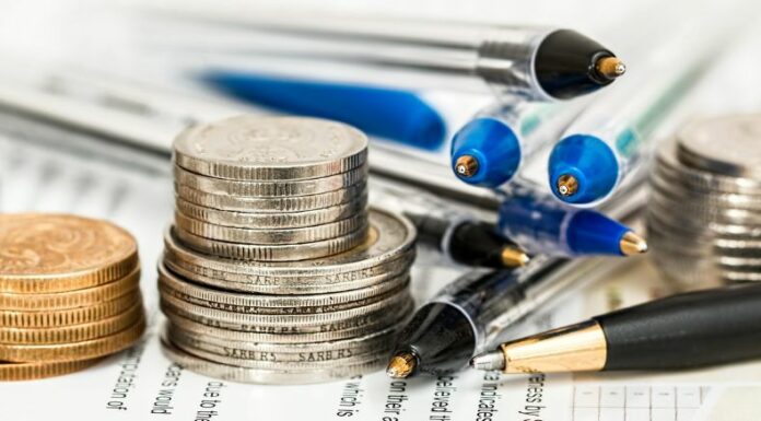 El Producto Interno Bruto (PIB) de Estados Unidos, que mide el valor de los bienes y servicios en la economía, creció un 2.8% el año pasado.