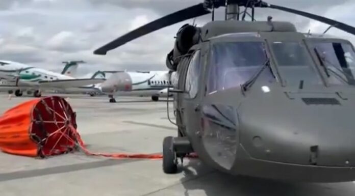 La policía colombiana contaba con el apoyo de 22 helicópteros antinarcóticos como parte de los acuerdos de cooperación