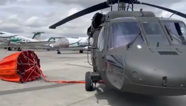 La policía colombiana contaba con el apoyo de 22 helicópteros antinarcóticos como parte de los acuerdos de cooperación