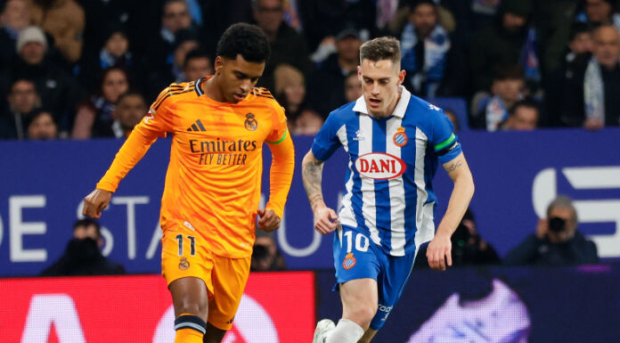 Real Madrid perdió en su visita al Espanyol y ahora su ventaja es de tan solo un punto con el Atlético de Madrid.