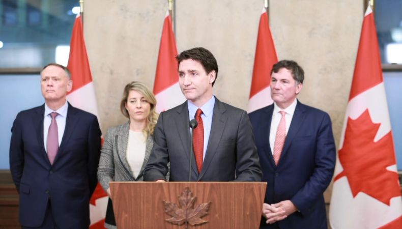 Canadá impuso nuevos aranceles de 25% a productos de Estados Unidos, en respuesta a las medidas de Donald Trump.