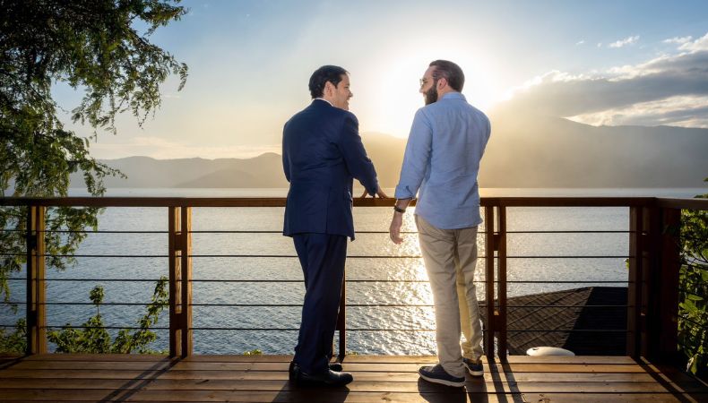 Bukele anunció un “acuerdo sin precedentes” con Estados Unidos, que, asegura, será el más importante de las relaciones entre ambos países.