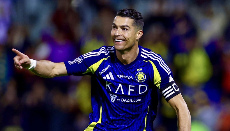 Cristiano Ronaldo aseguró, en una entrevista, que no ha visto a un futbolista mejor que él en todos los tiempos.