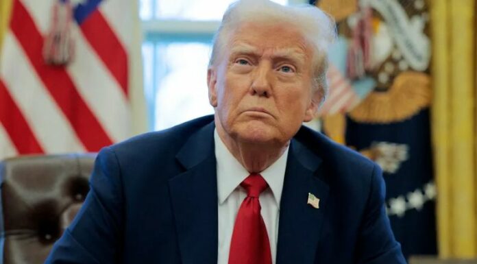 El presidente de Estados Unidos, Donald Trump afirmó hoy que los palestinos “adorarían” irse de la Franja de Gaza y vivir en otro lugar si se les diera la opción.