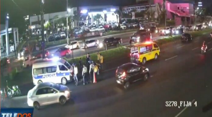 Una persona fue atropellada esta noche en el bulevar Los Próceres, en el carril que conduce hacia Santa Tecla.