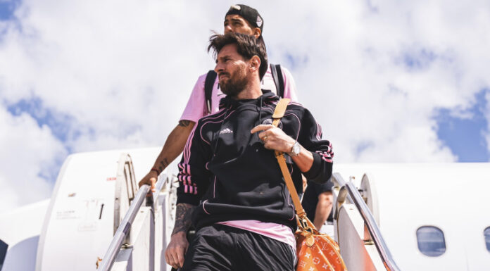 Messi aterrizó en San Pedro Sula para disputar un encuentro amistoso ante el Club Olimpia este sábado en el estadio Olímpico Metropolitano.