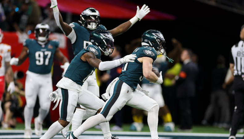 Philadelphia Eagles derrotaron de forma clara a los Kansas City Chiefs para quedarse con el trofeo de campeones en el Super Bowl LIX.
