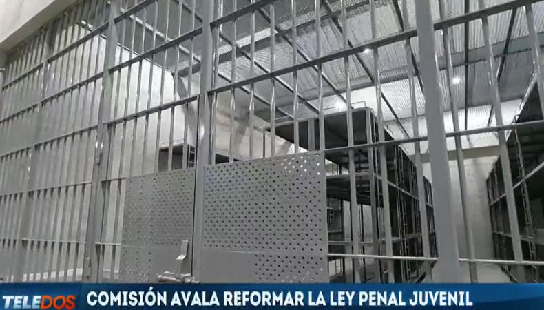Menores de edad detenidos como pandilleros por delitos de crimen organizado serán encarcelados con adultos, según reformas penales.