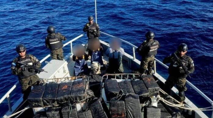 La Marina Nacional incautó en las últimas horas 1.7 toneladas de cocaína, valoradas en $44.8 millones.