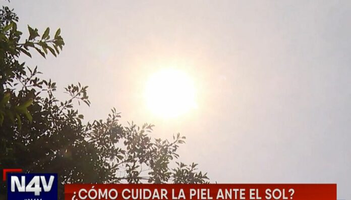 ¿Cómo cuidar la piel ante el sol El sol es vital para los seres vivos, pero en exceso puede dañar la piel si no se protege de la forma más adecuada.