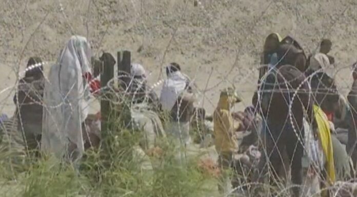 Expertos aseguran que los niños que han sido deportados sufren impactos emocionales y psicológicos en sus vidas.