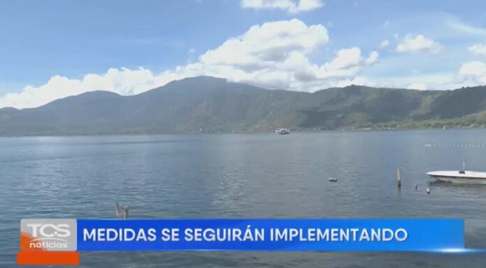 Organizaciones advierten que deben implementarse acciones a largo plazo para preservar el lago de Coatepeque.