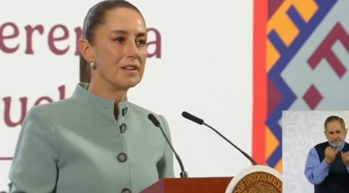 La presidenta de México, Claudia Sheinbaum, confirmó que su teléfono móvil y correo electrónico fueron hackeados.