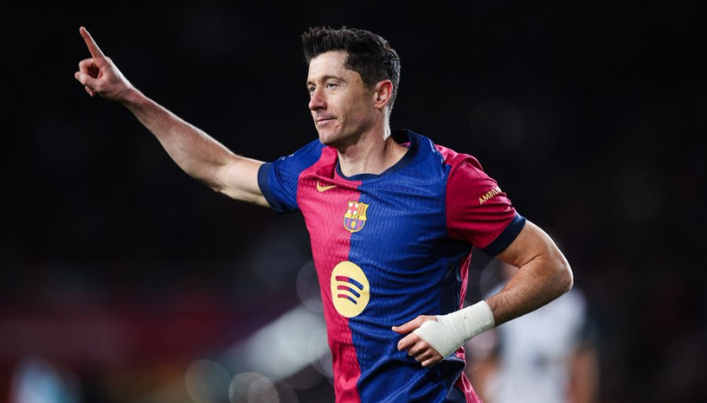 Lewandowski a sus 36 años estaría cerca de lograr un récord con el Barcelona al finalizar la actual temporada de LaLiga.