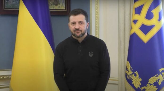 Trump y Zelenski cruzaron duros ataques personales sin precedentes tras una reunión entre los jefes diplomáticos de Washington y Moscú.