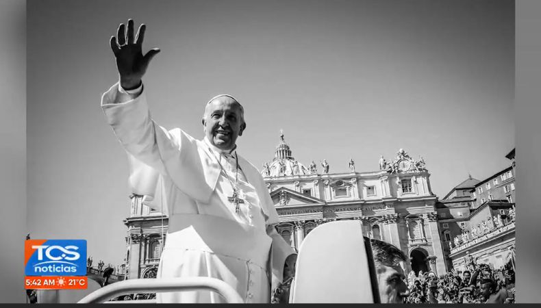El Papa Francisco fue el primer papa jesuita, el primero de América Latina y además el primer pontífice nacido fuera de Europa.