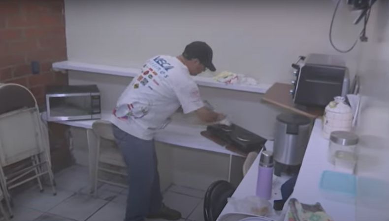 Mantener la cocina limpia no solo es una cuestión de estética, sino una práctica esencial para proteger la salud de toda la familia.