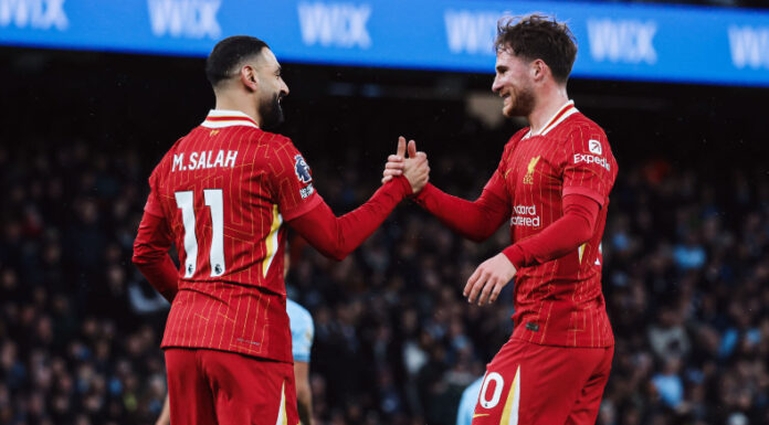 Liverpool derrotó al Manchester City para ampliar a 11 puntos la ventaja sobre el Arsenal en la lucha por el campeonato de la Premier League.